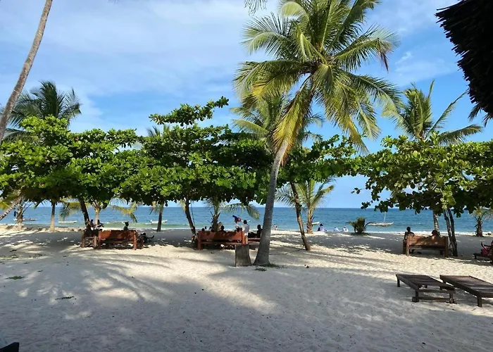 Restful Beach Front Studio-Diani